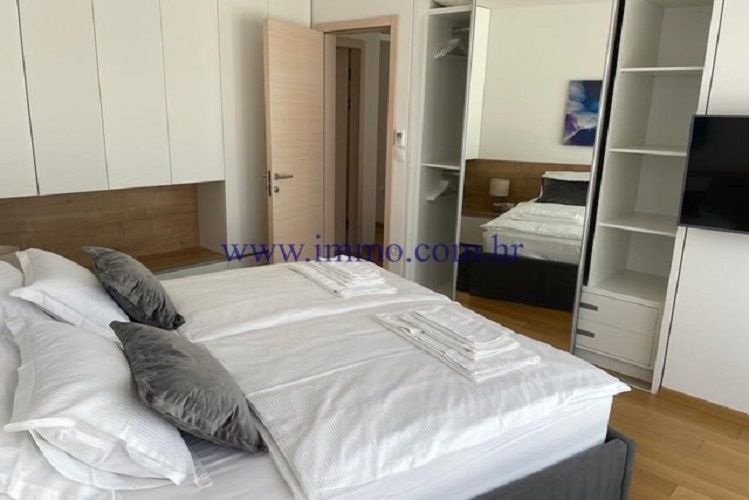 Villa sur le Brač, Croatie, 340 m² - image 11