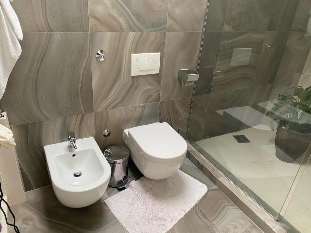 Piso en Kotor, Montenegro, 160 m² - imagen 7