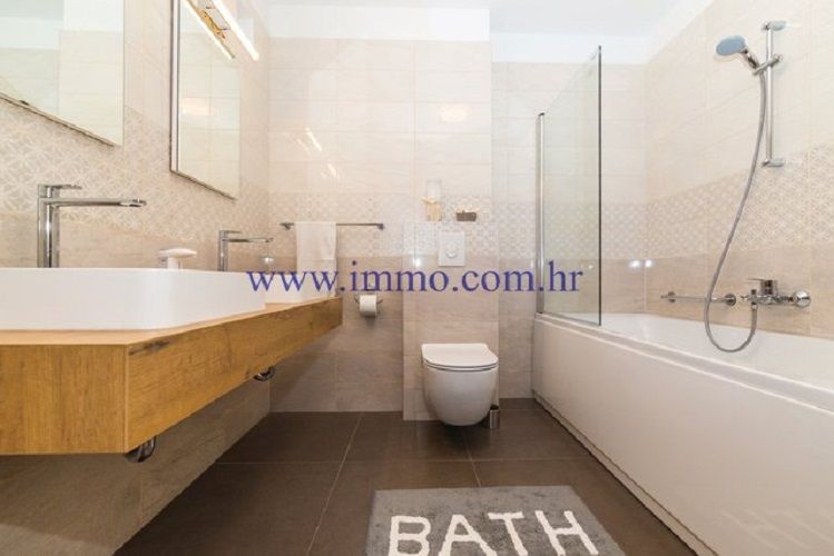 Villa à Trogir, Croatie, 325 m² - image 13