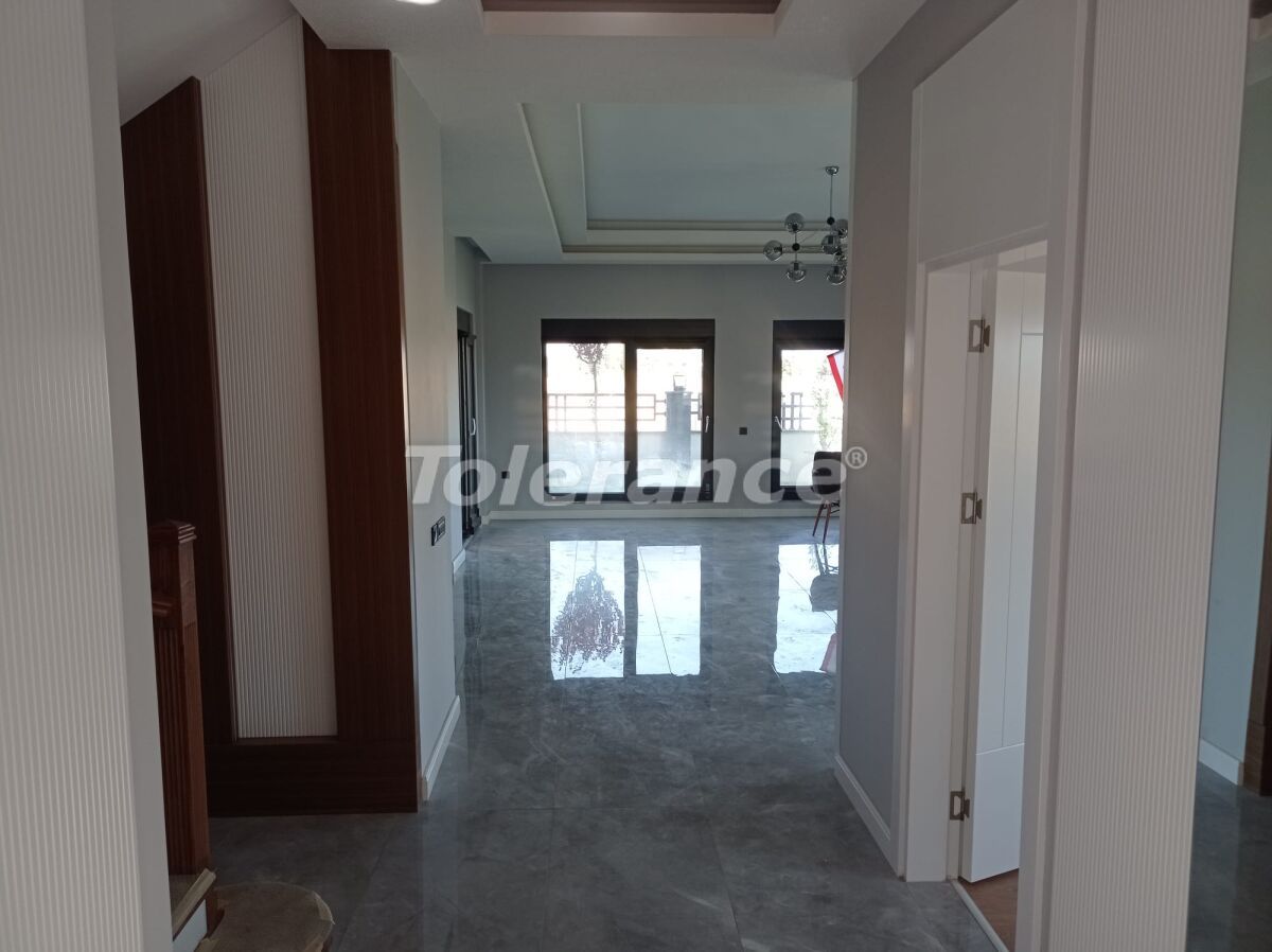 Villa in Antalya, Türkei, 230 m² - Foto 2