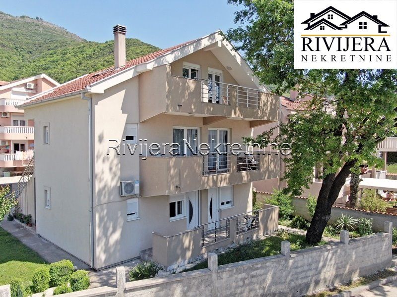 Villa in Herceg-Novi, Montenegro, 267 m² - Foto 1