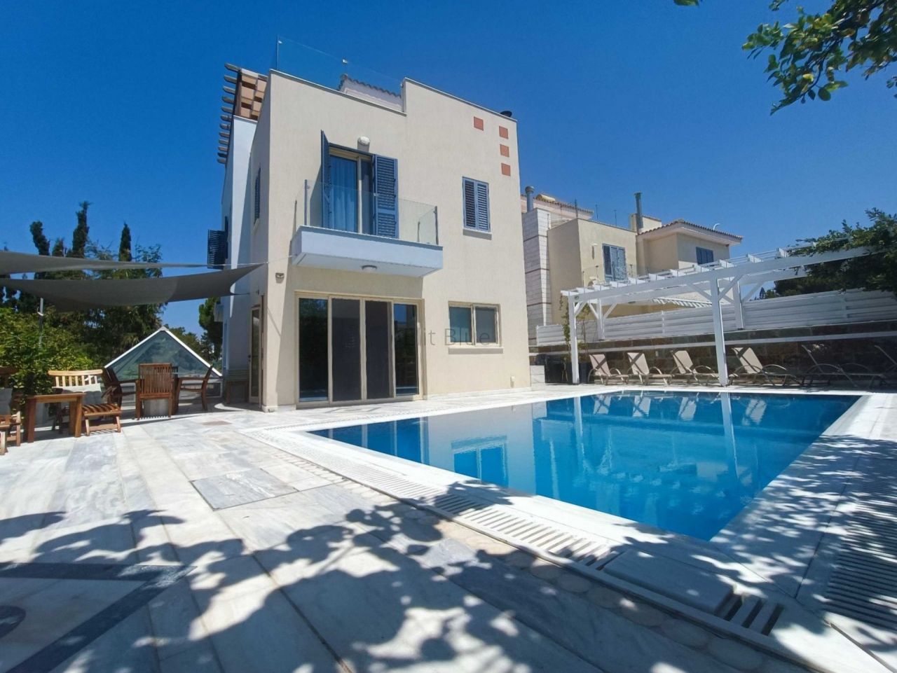 House in Coral Bay, Cyprus, 344 m² - picture 1