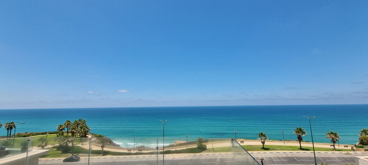 Loft in Netanya, Israel, 210 m² - picture 13