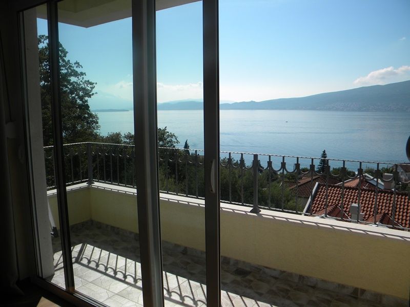 Casa a Baošići, Montenegro, 170 m² - foto 2