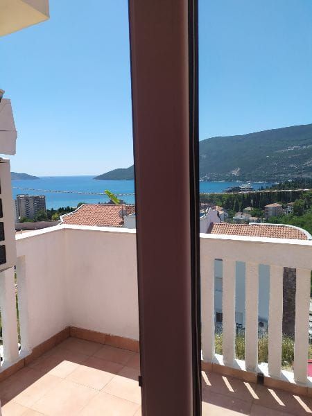 Appartamento a Igalo, Montenegro, 130 m² - foto 17