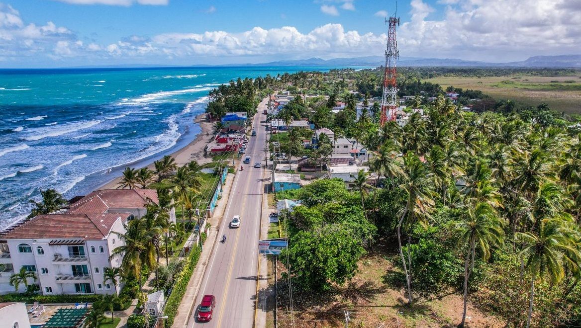 Land in Cabarete, Dominican Republic, 1 655 m² - picture 1