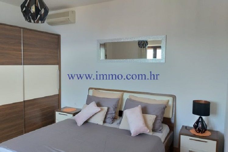 Villa sur le Brač, Croatie, 350 m² - image 4