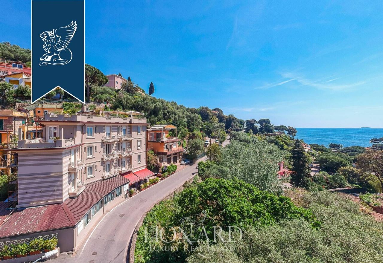 Hotel in Lerici, Italien, 1 400 m² - Foto 1