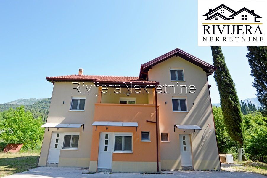 Cottage in Herceg-Novi, Montenegro, 267 m² - Foto 1