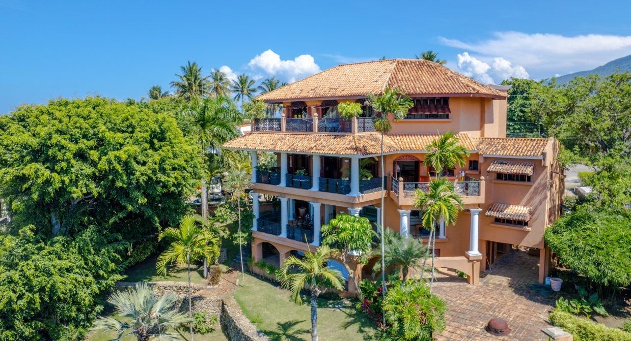 Villa in Puerto Plata, Dominican Republic, 860 m² - picture 1