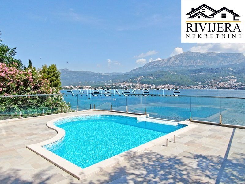 Villa a Herceg-Novi, Montenegro, 285 m² - foto 4