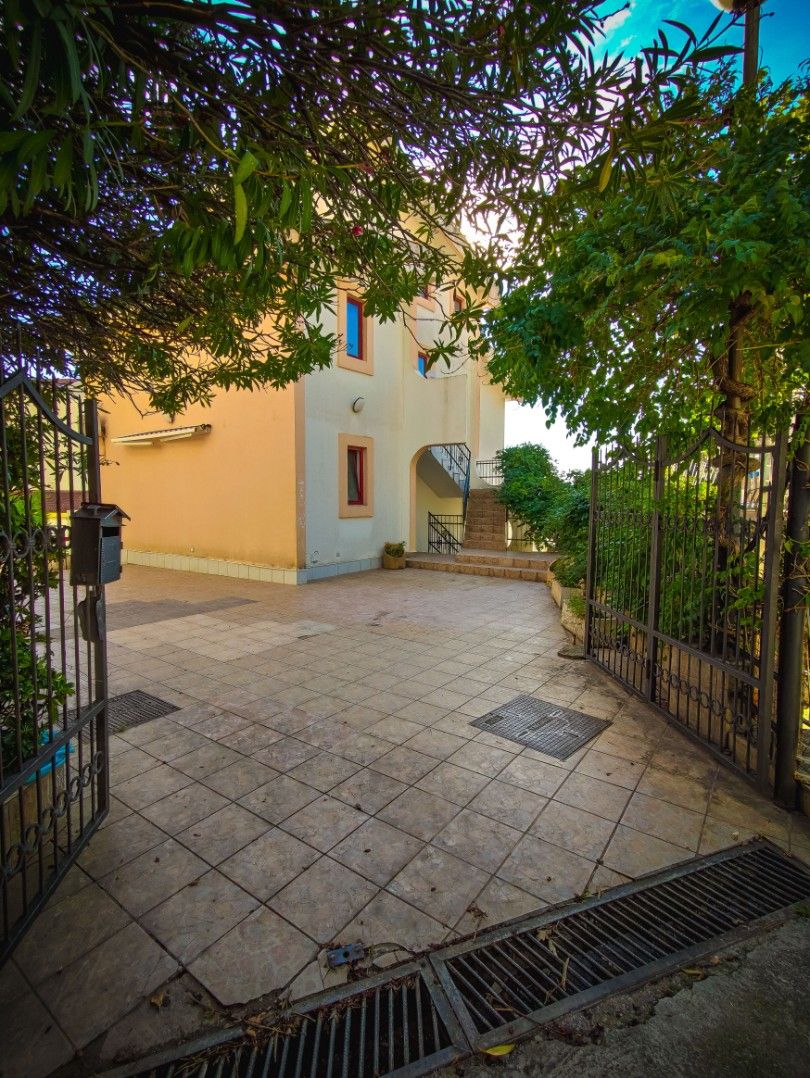 Hotel en Becici, Montenegro, 381 m² - imagen 13