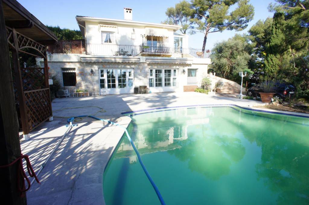 Villa in Roquebrune Cap Martin, Frankreich, 300 m² - Foto 1