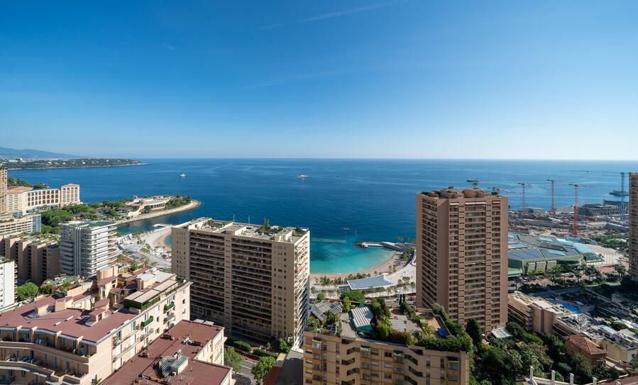 Appartement à Saint-Roman, Monaco, 138 m² - image 1