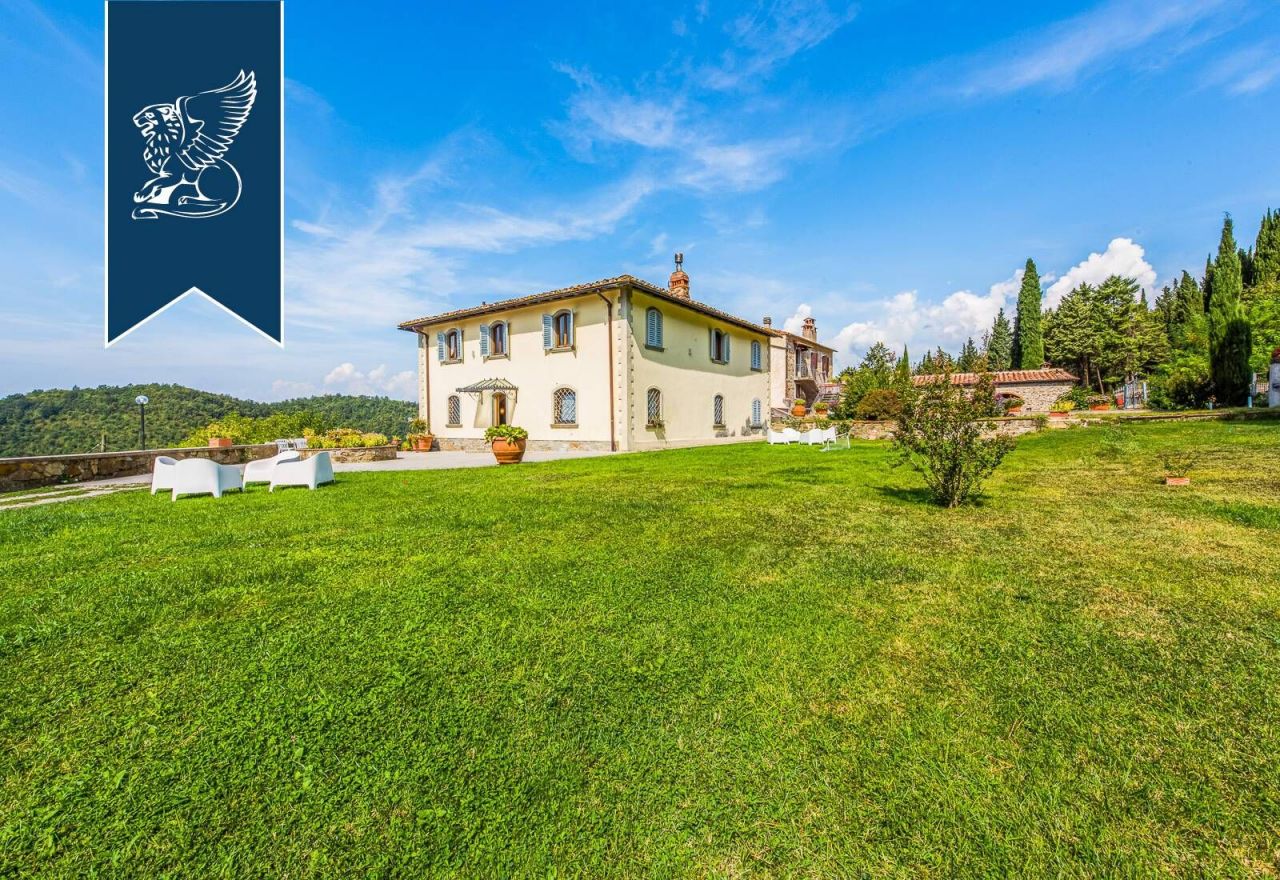 Farm in Florenz, Italien, 3 099 m² - Foto 1