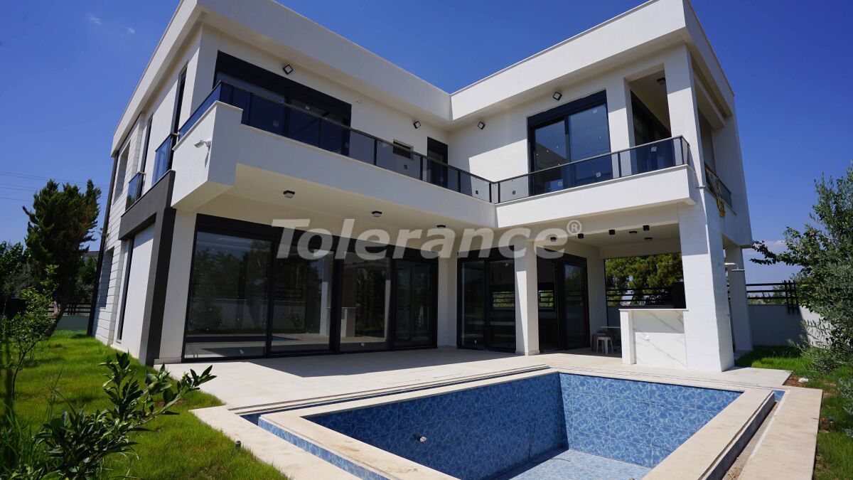 Villa en Antalya, Turquia, 400 m² - imagen 1