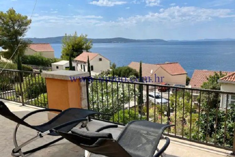 Villa in Sutivan, Kroatien, 200 m² - Foto 1