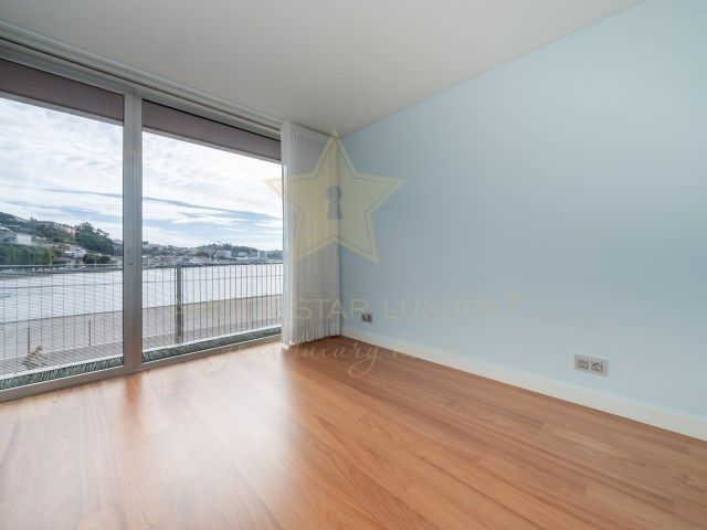 Apartamento en Oporto, Portugal, 169 m² - imagen 12