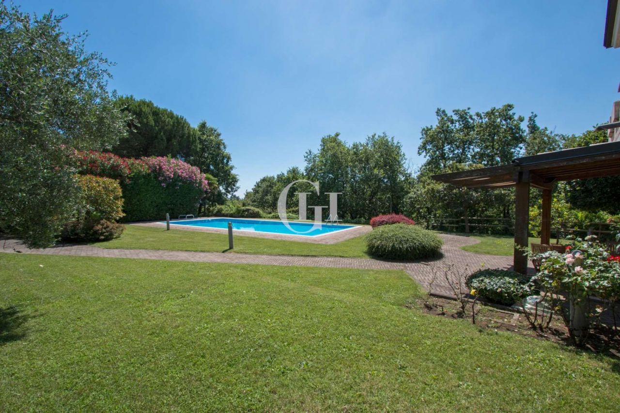 Villa par le Lac de Garde, Italie, 280 m² - image 3