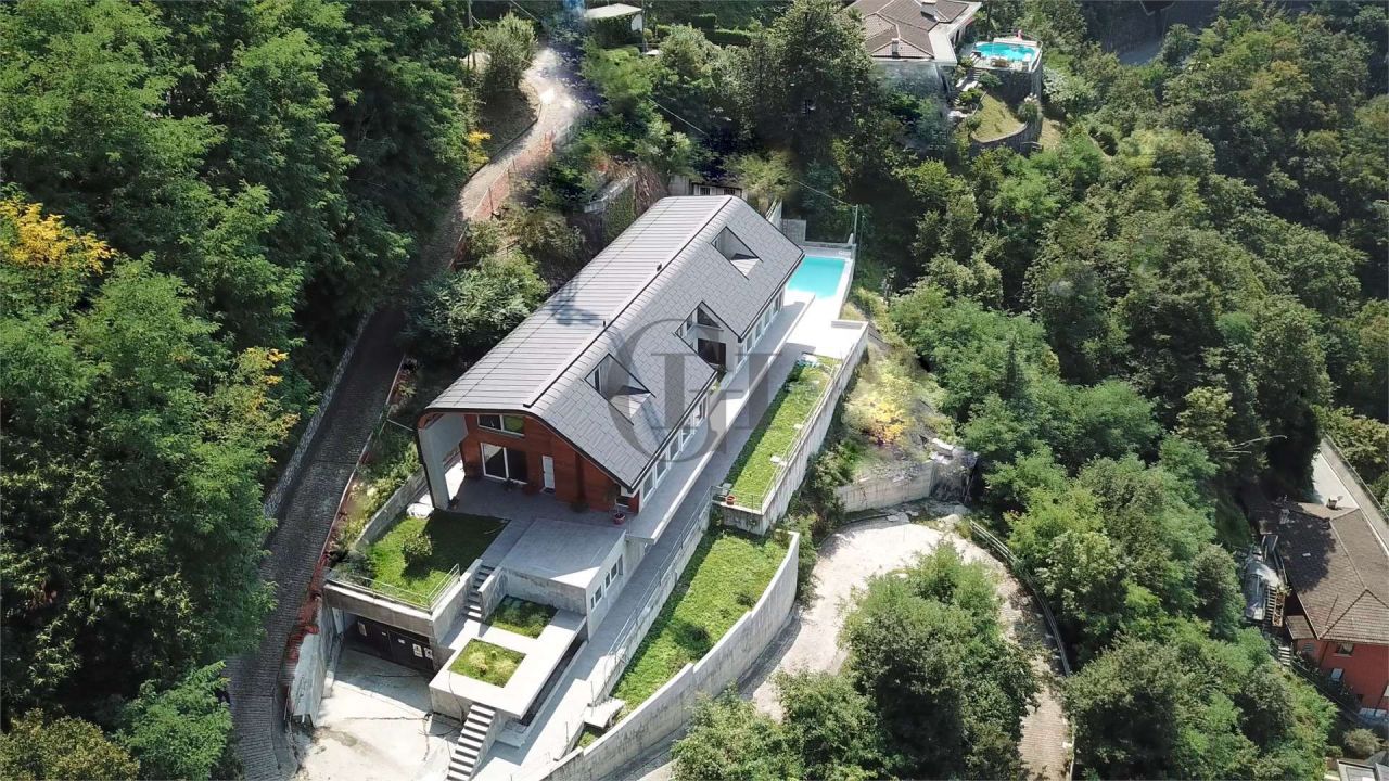 Villa por Lago de Lugano, Italia, 540 m² - imagen 9