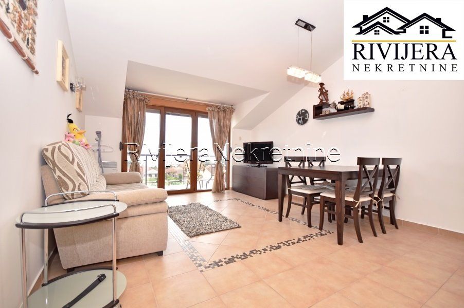 Appartement à Herceg-Novi, Monténégro, 102 m² - image 1