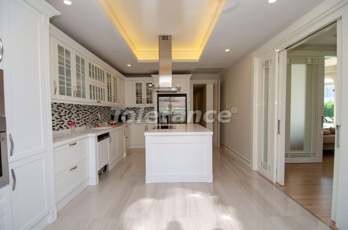 Villa in Antalya, Türkei, 320 m² - Foto 5