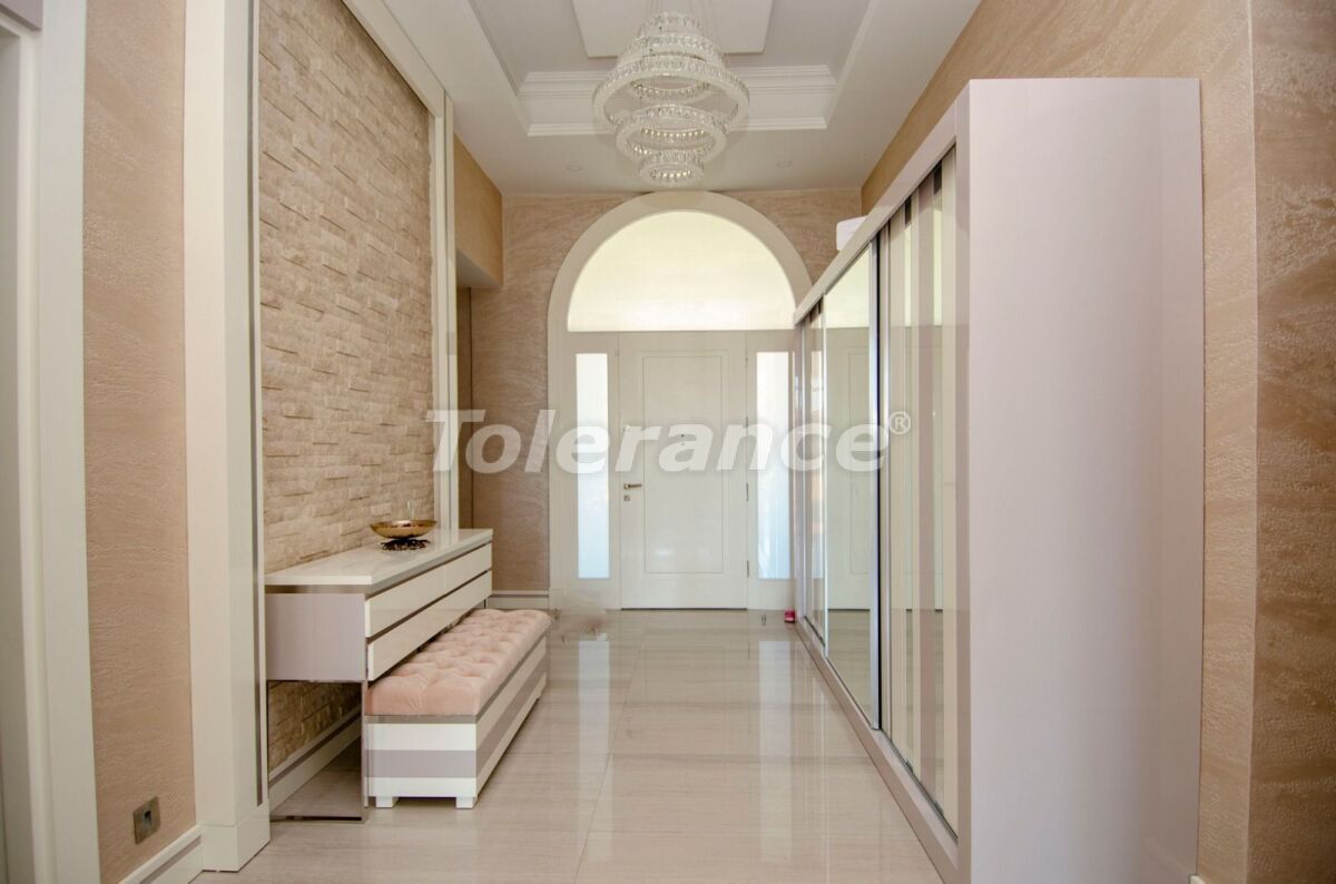 Villa in Antalya, Türkei, 320 m² - Foto 11