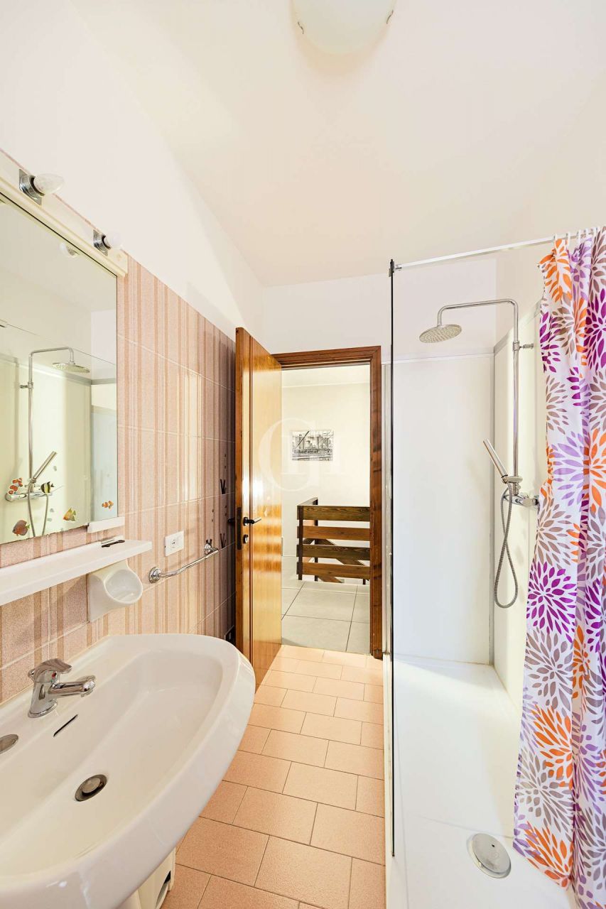 Maison urbaine par le Lac de Garde, Italie, 100 m² - image 11