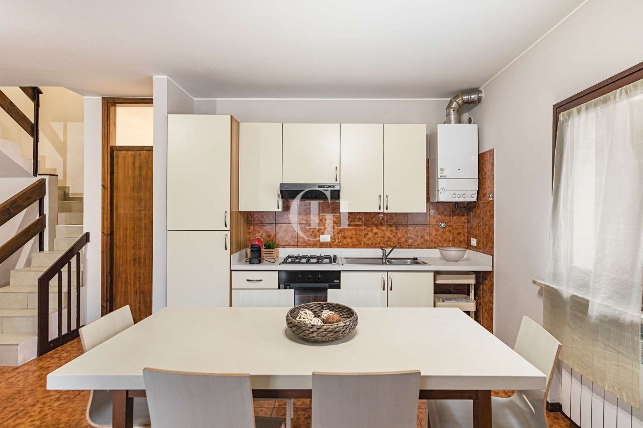 Maison urbaine par le Lac de Garde, Italie, 100 m² - image 4