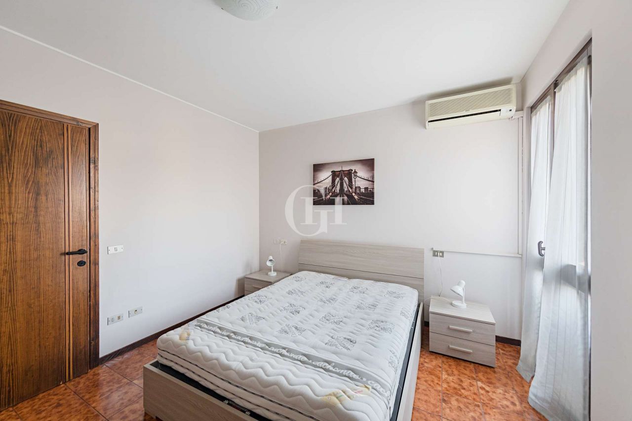 Maison urbaine par le Lac de Garde, Italie, 100 m² - image 8