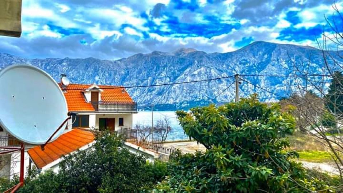 Casa en Stoliv, Montenegro, 249 m² - imagen 2