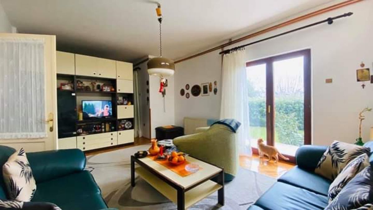 Casa en Stoliv, Montenegro, 249 m² - imagen 3