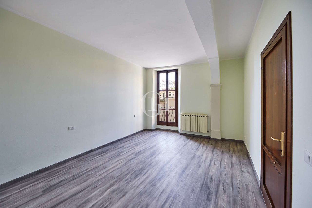 Apartamento por Lago de Garda, Italia, 70 m² - imagen 3