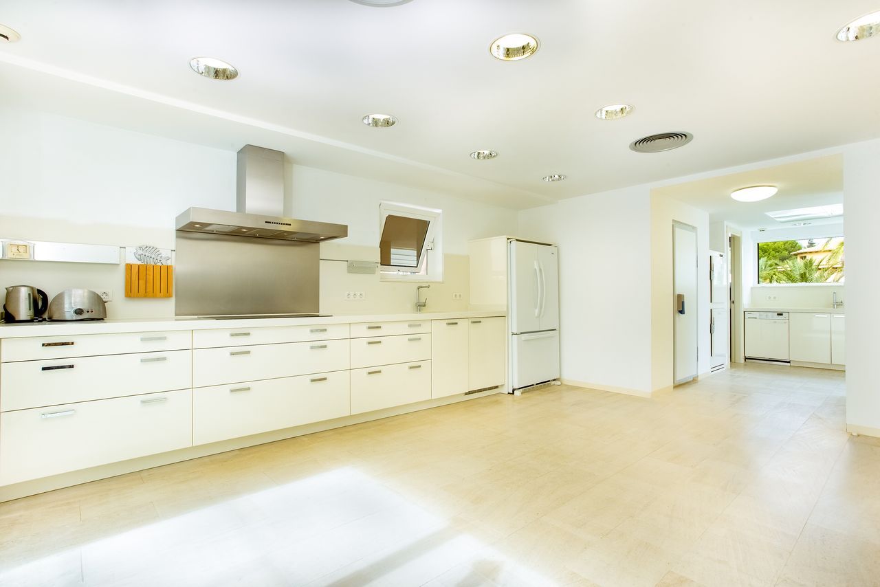 Villa à Dénia, Espagne, 685 m² - image 10