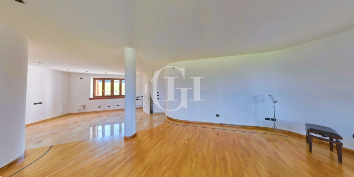 Apartment on Lake Garda, Italy, 192 m² - picture 2