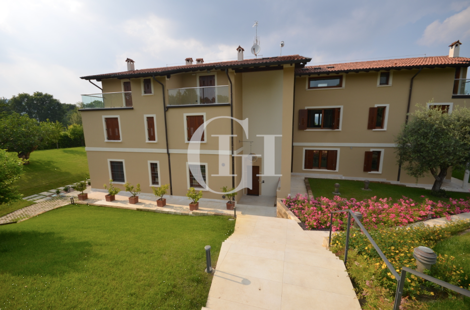 Apartment on Lake Garda, Italy, 192 m² - picture 14