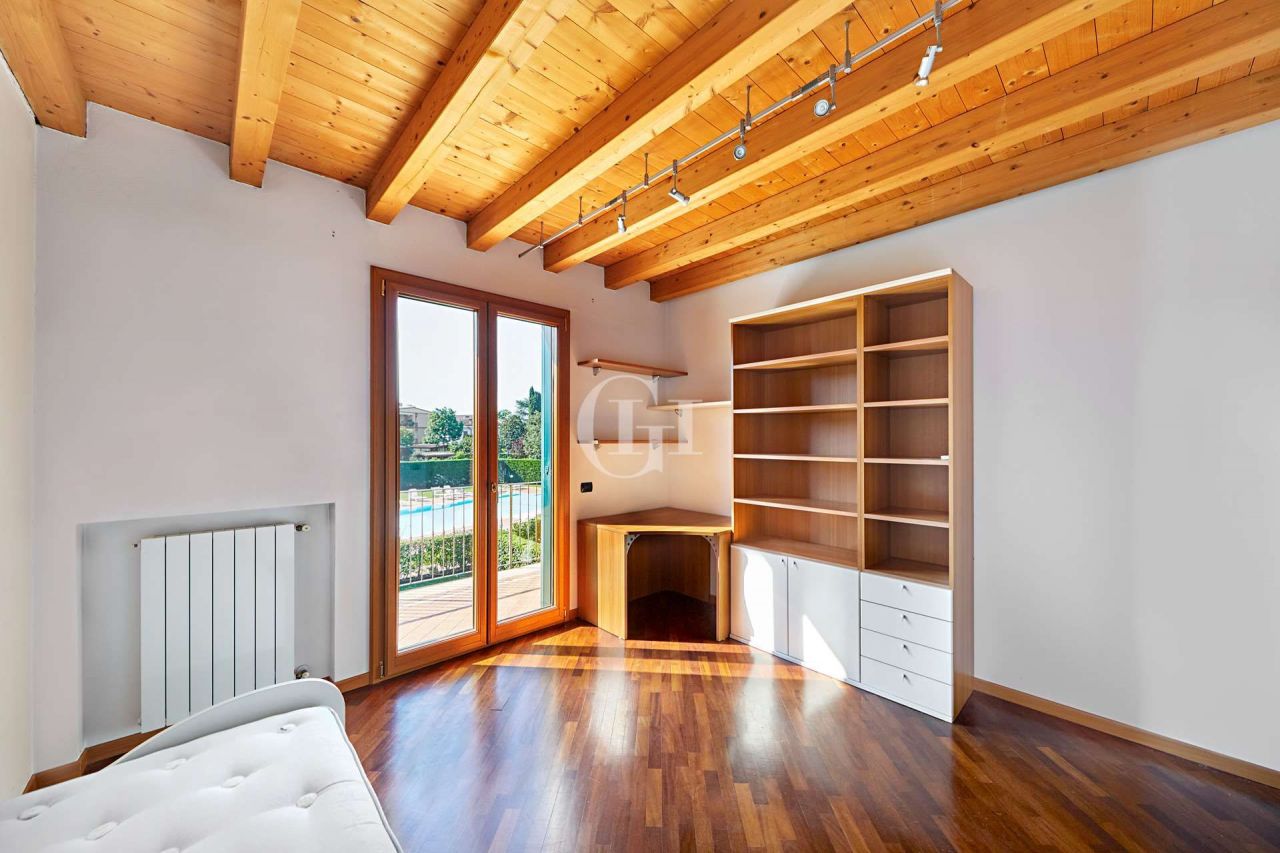 Maison urbaine par le Lac de Garde, Italie, 135 m² - image 11