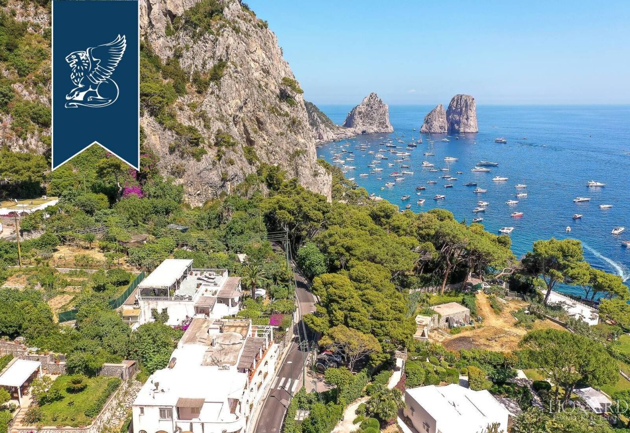 Hotel in Capri, Italy, 1 000 m² - picture 1