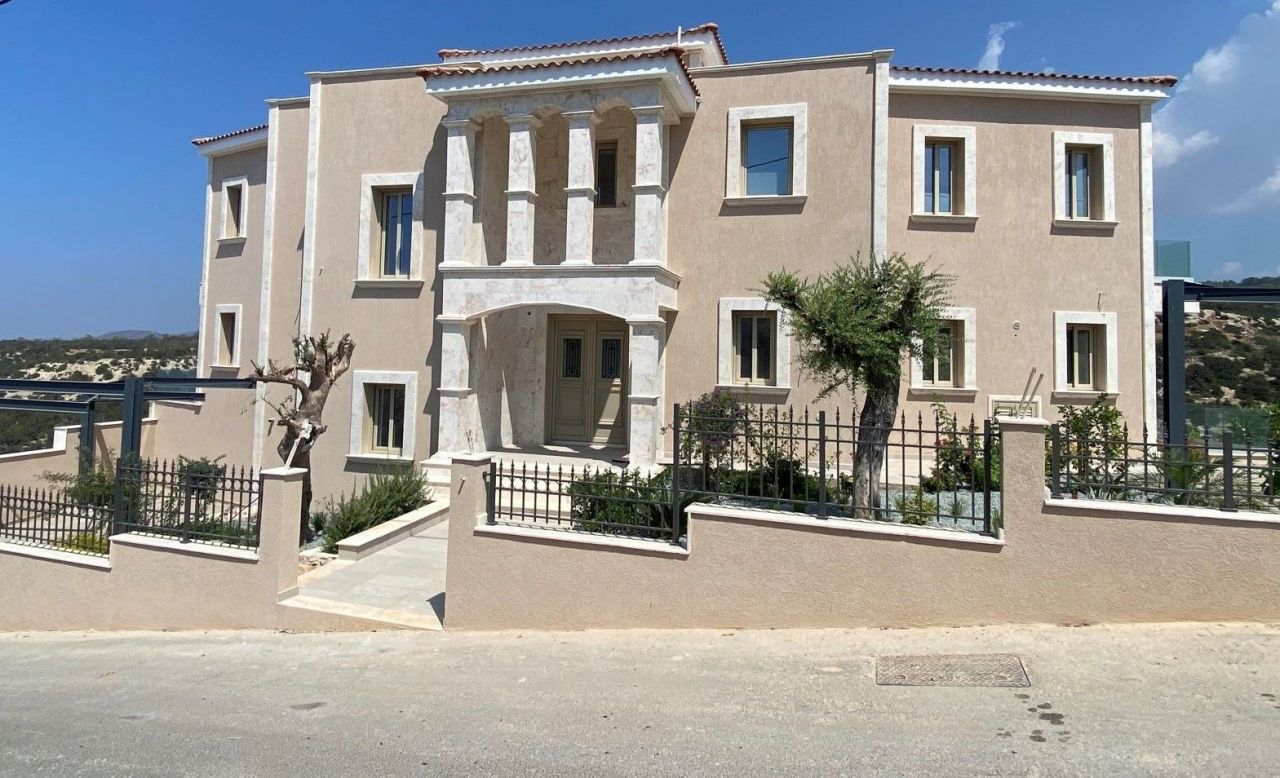 Villa en Pafos, Chipre, 700 m² - imagen 1