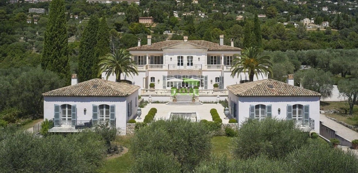 Villa Lazurnyj bereg, France, 1 000 m² - image 1