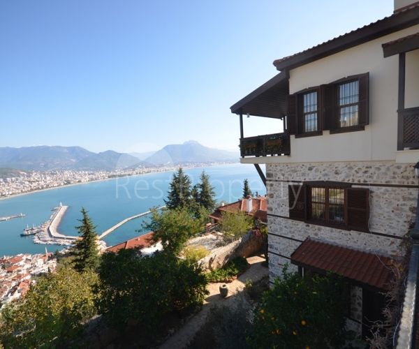 Villa in Alanya, Turkey, 260 m² - picture 1