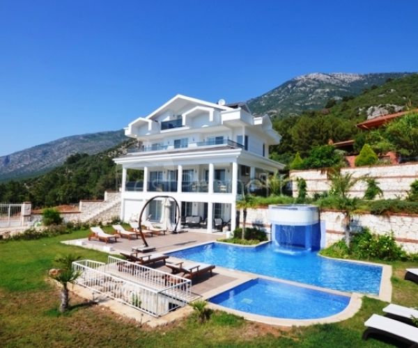 Villa in Fethiye, Turkey, 400 m² - picture 1