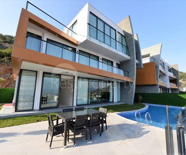 Villa à Alanya, Turquie, 330 m² - image 1