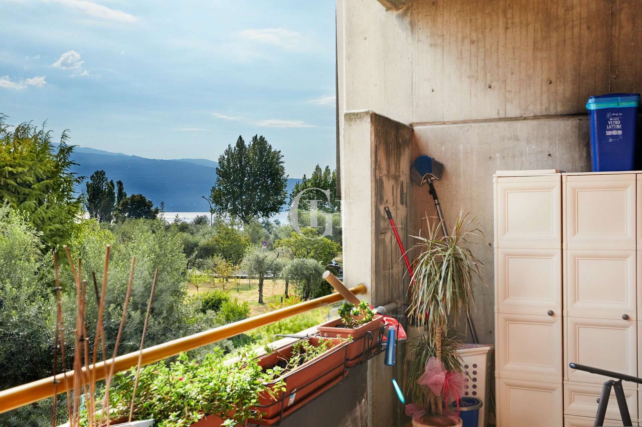 Apartment on Lake Garda, Italy, 125 m² - picture 10