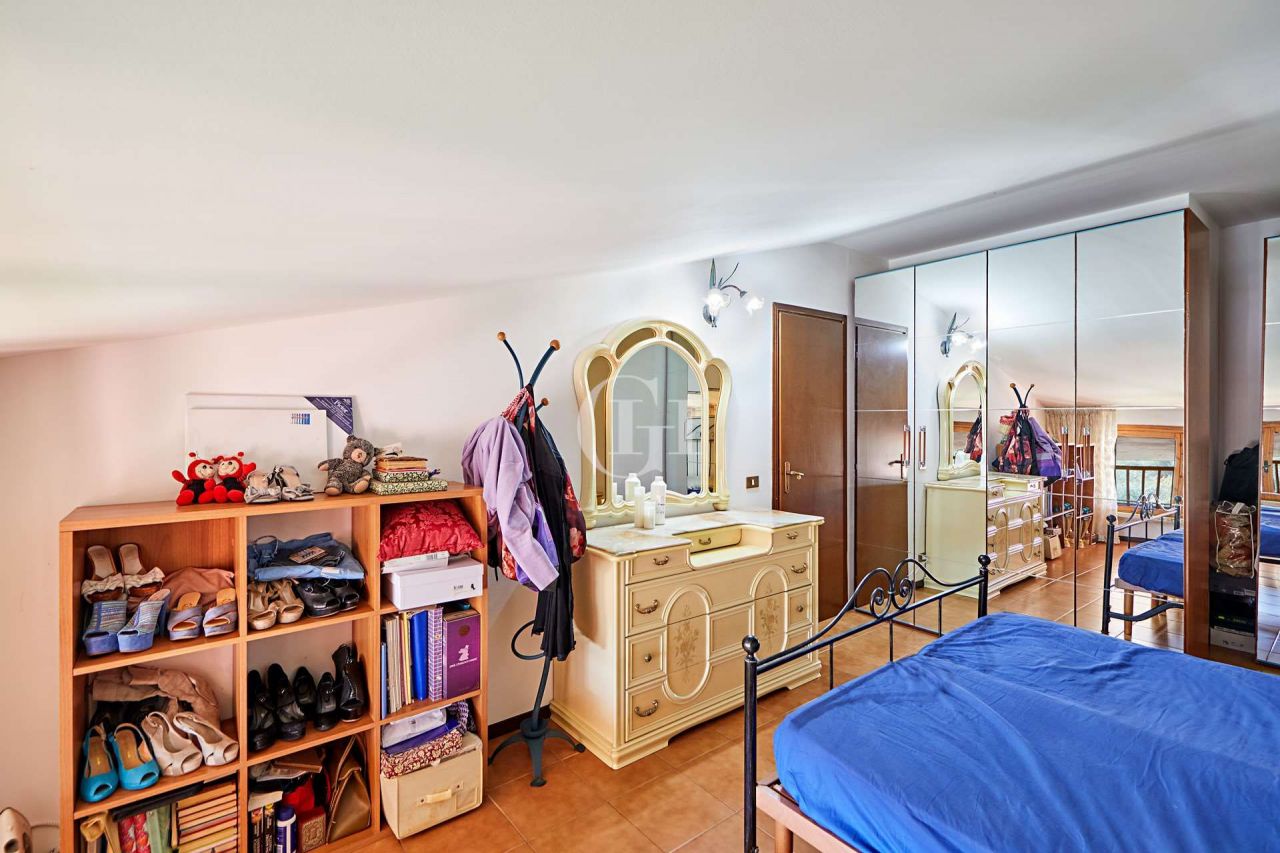 Apartment on Lake Garda, Italy, 125 m² - picture 15