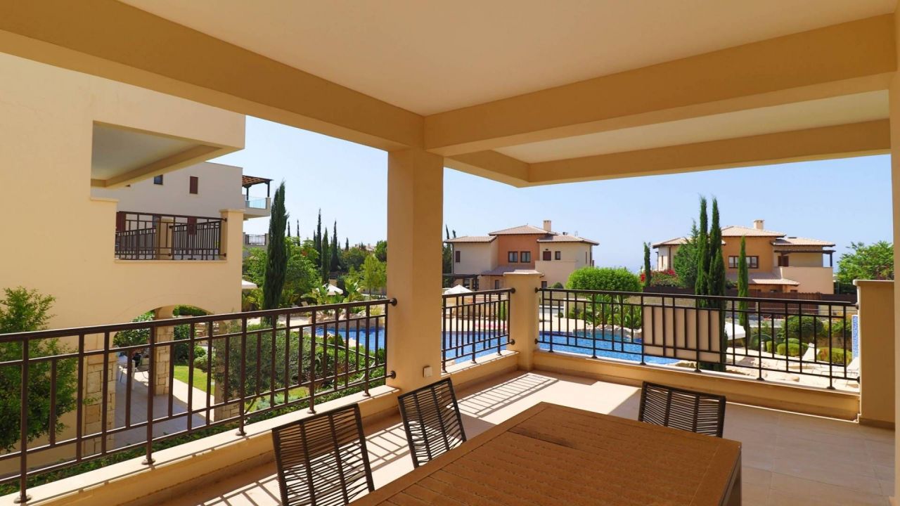 Apartment in Paphos, Cyprus, 140 m² - picture 1