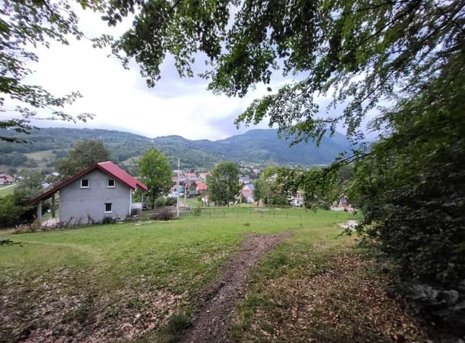 Terrain à Kolasin, Monténégro, 600 m² - image 1