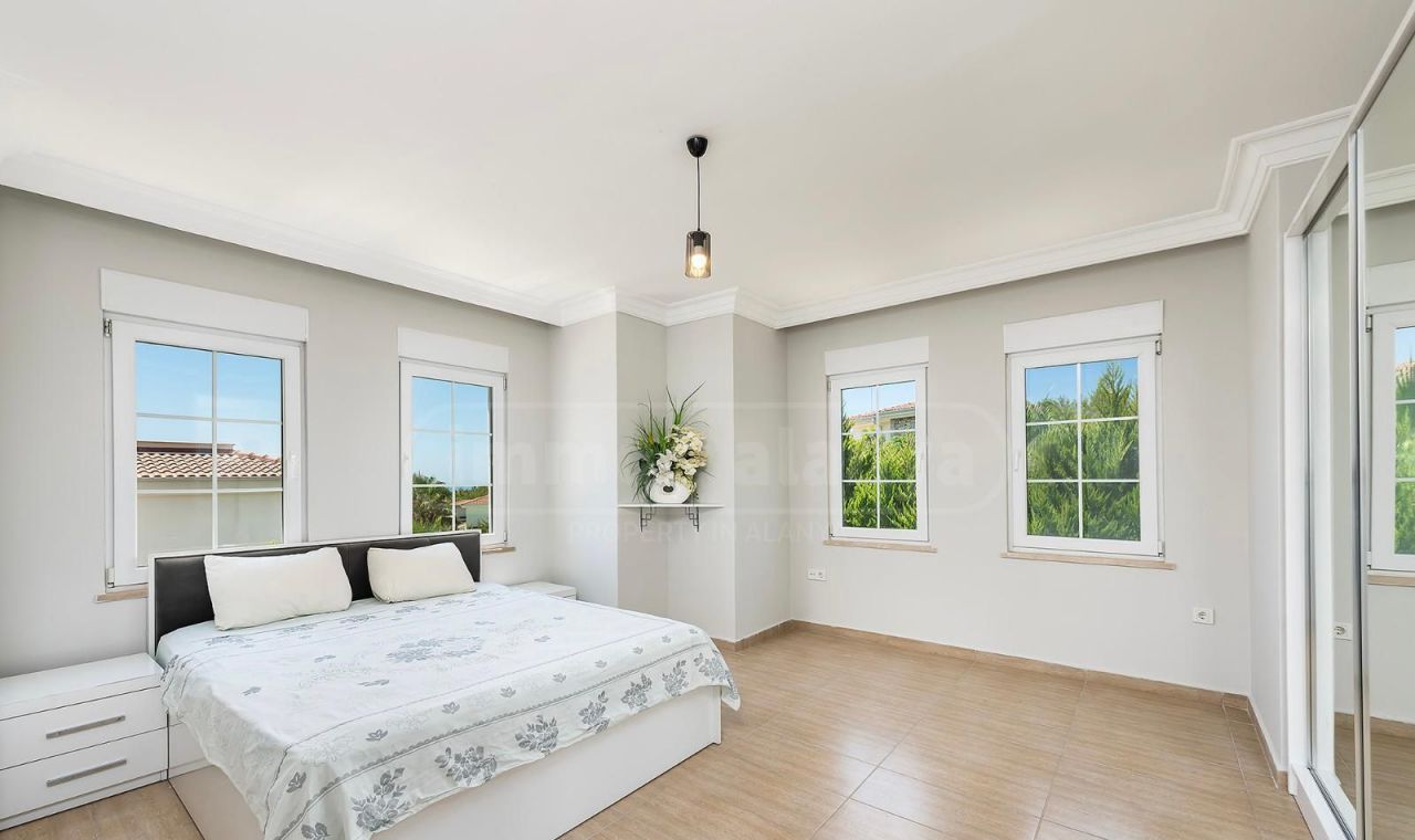 Villa à Alanya, Turquie, 275 m² - image 10