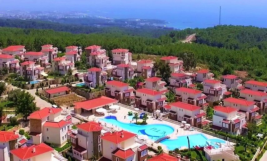 Villa in Alanya, Türkei, 144 m² - Foto 1