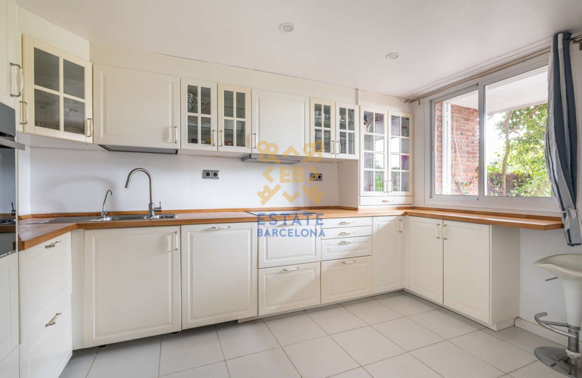 Townhouse in Costa del Garraf, Spain, 280 m² - picture 2